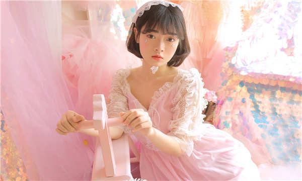 高石碑镇供卵试管代怀生子多少钱？这一直是很多不孕不育家庭关注的话题。在中国，不孕不育的发生率越来越高，根据《中国不孕不育现状调研报告》显示，育龄夫妇的不孕不育率从20年前的3%增长至现在的12.5%-18.2%，患者人数高达6000万以上。在这样的背景下，许多家庭通过供卵试管来实现自己的生育梦想。那么，供卵试管代怀生子的费用到底是多少呢？
